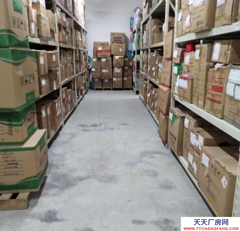 石家庄 辛集 出租库房，自家吉地50平方大车库出租，
