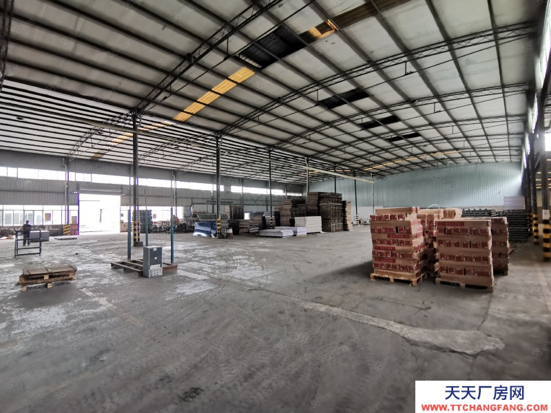 重庆巴南4500平厂房出租，离内环近，挂车可进配套齐全