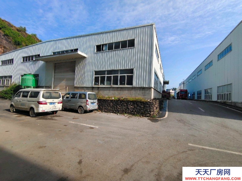 重庆黔江交通便利，带行车，高12米