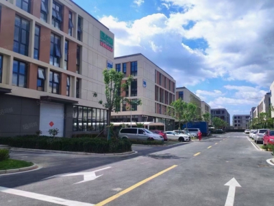 青岛市南204国道旁大产权厂房 8.1米层高 现房可贷款低首付图5