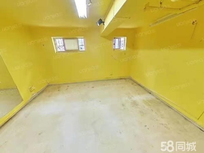 南京市鼓楼区有窗户，通风好半地下室图4