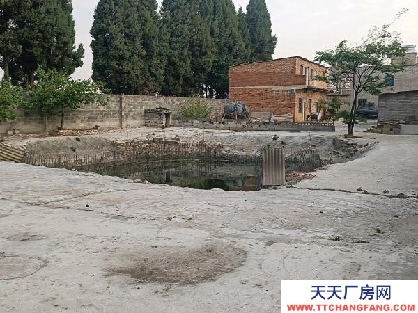 (出租) 本厂房适合加工、仓库、停车位等多型运用，也合适作为农家乐