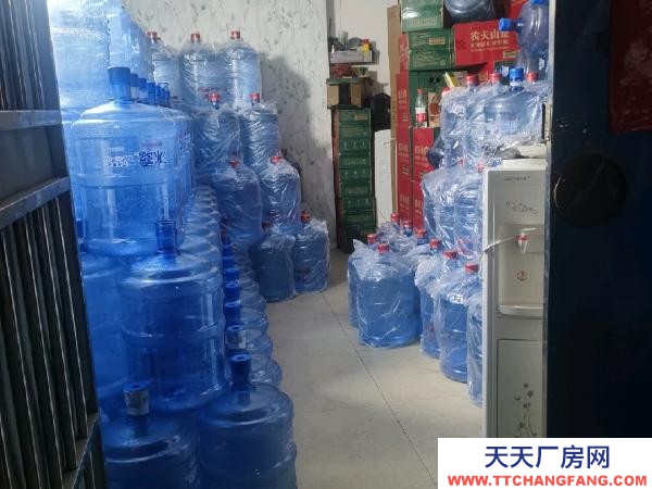 南京市雨花台区 一楼好房 可放物住人