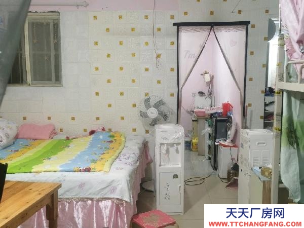 南京市雨花台区 一楼好房 可放物住人