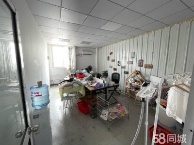 南京市雨花台区铁心桥330平，精装修仓库，超低价出租！图1