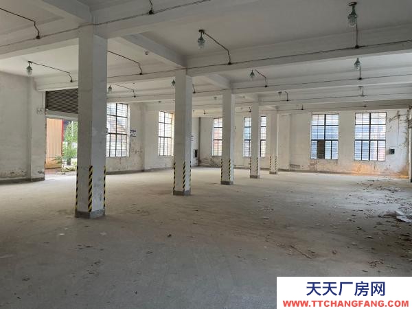 南京市雨花台区单独共三层楼，可整租也可分租，内有电货梯