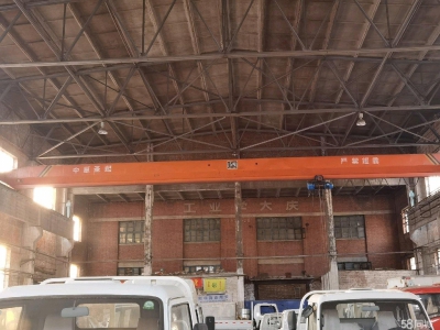 (出租) 砖混结构有5吨吊。照明好，窗户完整。紧邻二环有地铁！图3