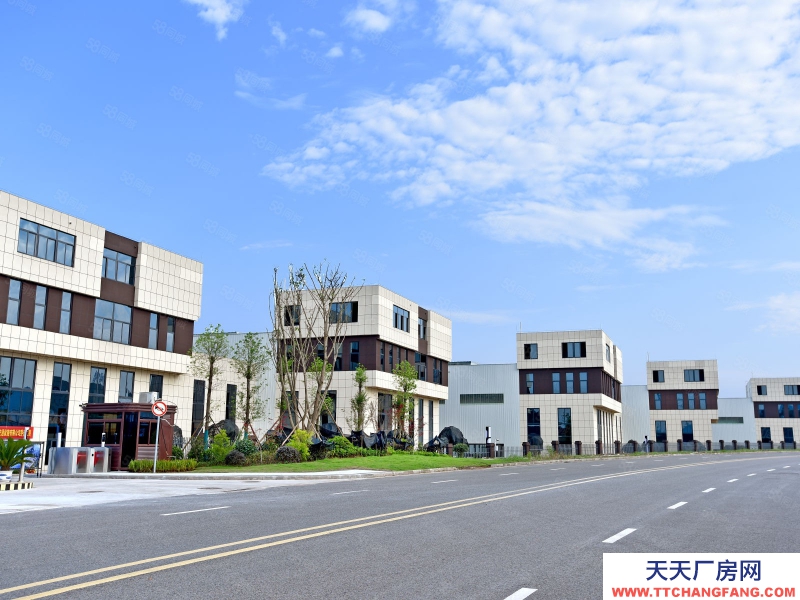 (出租) 重庆南川火车头式厂房，面积870到4000