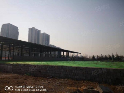青岛崂山区3500平车家便民市场钢结构厂房出租（可分割，无中介）图1