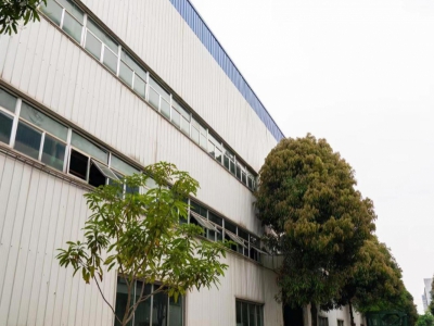南宁市西乡塘区(出租) 高新区高新五路厂房12米高有5吨航吊钢结构标准厂房仓库出租图4