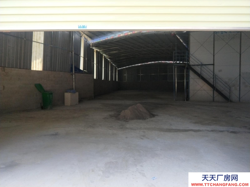 南宁市西乡塘区(出租) 仓库厂房出租，丰达路支路边（皇氏乳业正门对面）