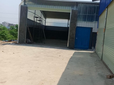 南宁市西乡塘区(出租) 四米车可进 三通 停车场够大可停几辆货车图1