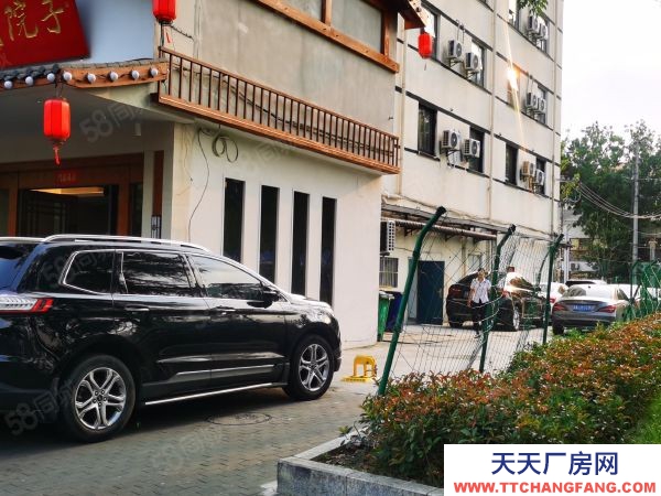 南京市玄武区珠江路后宰门临街仓库招租60平米位置好随时可看价格可谈