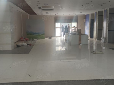 长沙市雨花区经开区一楼260平展示办公电商一体交通便利图4