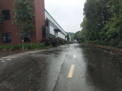 长沙市天心区  大型厂房出租 适合办学校 独门独院交通便利形象好图1