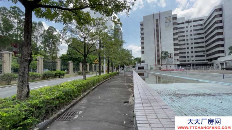 (出租) 深圳罗湖莲塘新出4万平独门独院红本厂房，大小可分租，行业不限