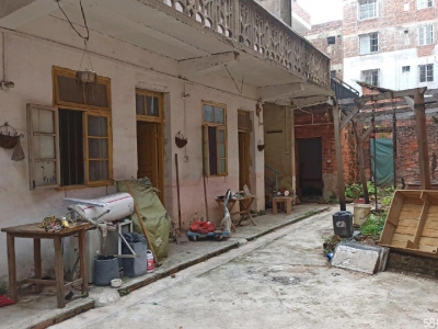 南宁市西乡塘区(出租) 相思湖，占地200平，2层整栋2200元每月，可进大车图4