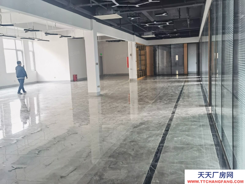 青岛城阳出售厂房流亭小面积600800平，可研发仓储办公首付低