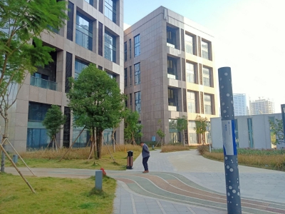 (出租) 深圳福田南山西丽一楼1680平，层高7米，进出方便，房东直租图3