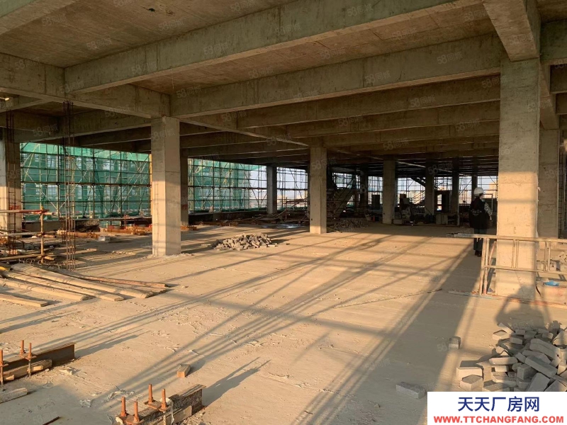 青岛城阳 园区内多处库房出租，可分割可整租，二楼超低价