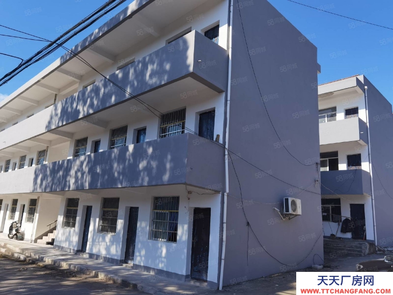 杭州富阳(出售) 18亩，厂房3500，独门独院价格2650万。.