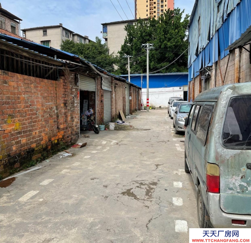 南宁市西乡塘区(出租) 长期承包，自建仓库厂房，有土地证。