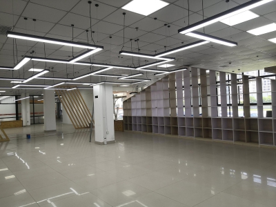 湖州织里大型直播基地出租 装修好 直接入住 童装产业带上位置好图9