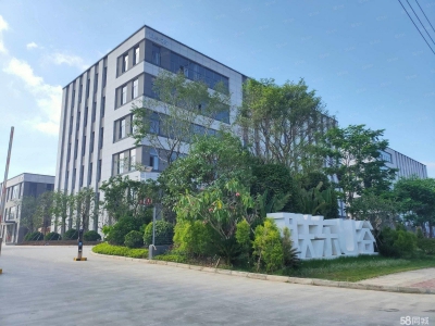 南宁市西乡塘区项目北侧为外环高速，南侧是南宁绕城高速，4可覆盖南宁中心城区，项目周边有客运站，高铁站，火车站，交通条件便利。 2.项目总占地约141亩，总规划38栋标准厂房，销售面积由1200平米至6图1