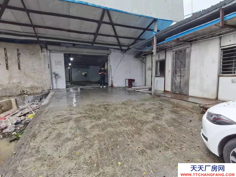 (出租) 深圳龙岗平湖白坭坑独院钢构1100平带卸货平台仓库厂房出租可分租