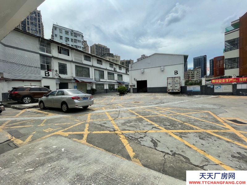 (出租) 深圳龙岗业主直租一楼235平400平580平带装修，厂房物流仓库
