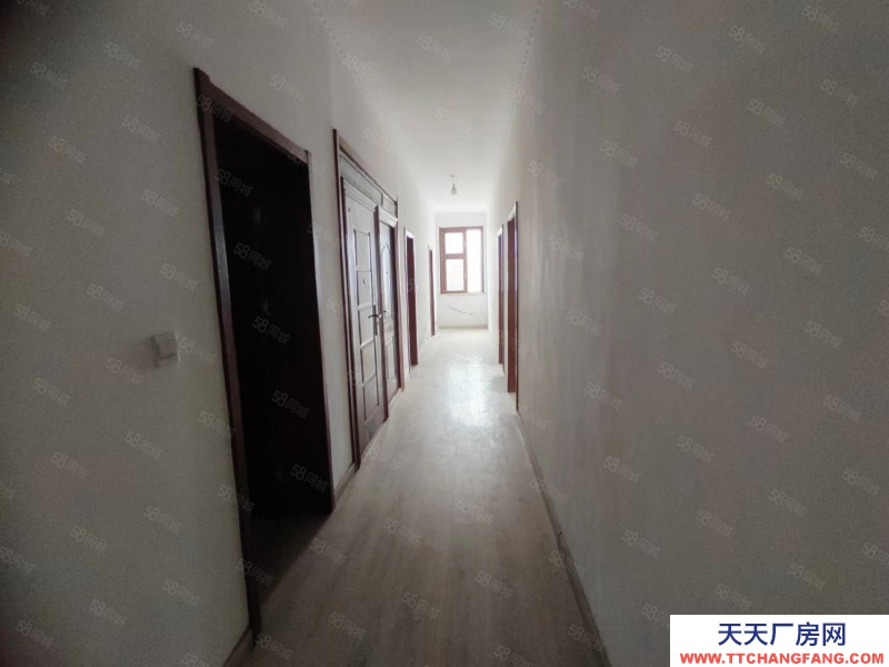 青岛即墨即墨靠近城阳车间1100平高度8米，跨度18米