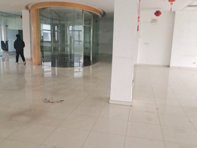 (出租) 合肥庐阳双凤主干道1到4层，精装综合楼出租，带外置大货梯！可做展厅等图3