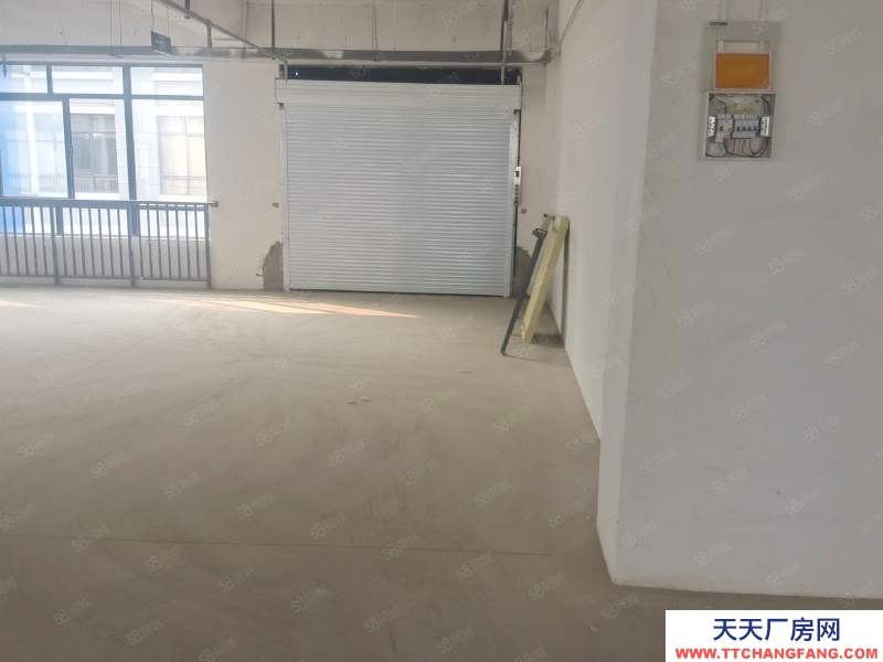 (出租) 合肥庐阳双凤主干道1到4层,精装综合楼出租,带外置大货梯!可做展厅等