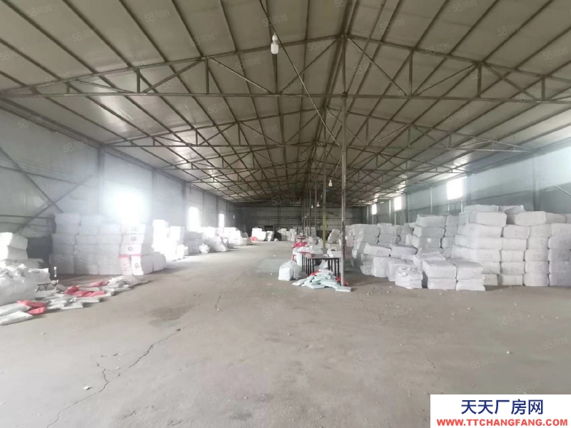 石家庄 新乐高速口1100平库房出租