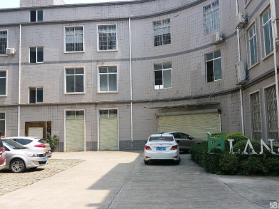 南宁市西乡塘区(出租) 厂房厂房可进出小型货车，可用作仓库，生产，办公等。图4