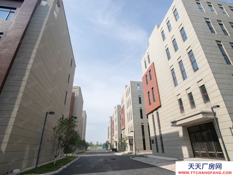 保定 高碑店 高速口，地铁旁现房独栋厂房出租可办公生产库房