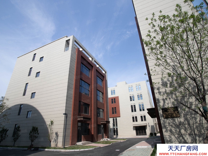 保定 高碑店 高速口，地铁旁现房独栋厂房出租可办公生产库房