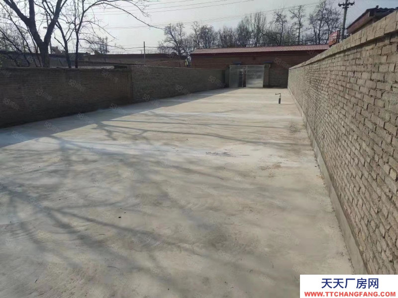 保定 徐水安大线附近库房大院空地对外出租