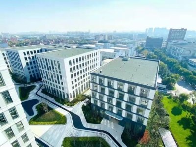 租售主城区地铁口 全新生产型厂房 有独立产权图1
