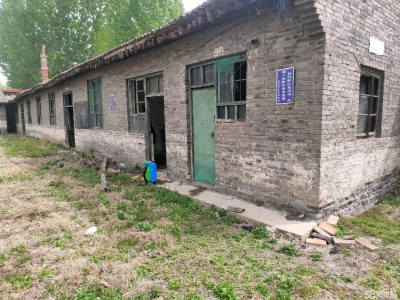 (出租) 适合做轻工业，库房。门口有河常年有水用水方便。图1