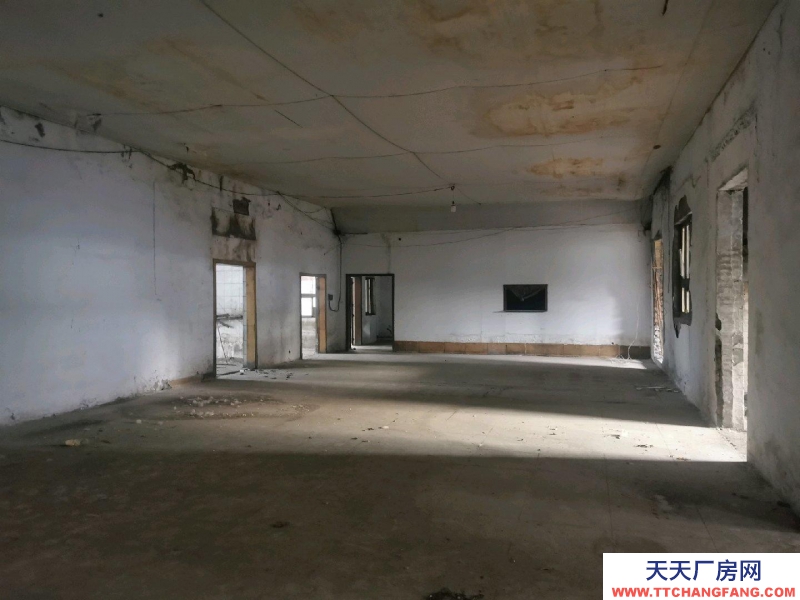 淄博张店地处园区，大车可出入，交通方便，房屋大小可分割，