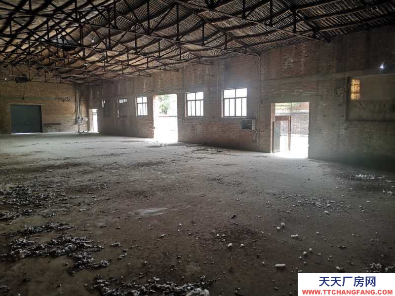 保定 满城  可以用于电商仓库，离县城近，道路方便