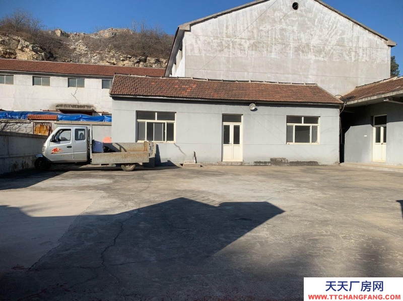 淄博博山出租房屋八间，面积四百平方左右！