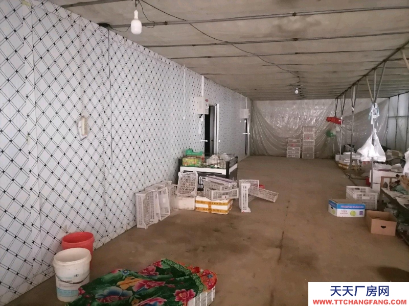 保定 安国 仓库400平，厂房600平，交通便利，水泥路面，大院。