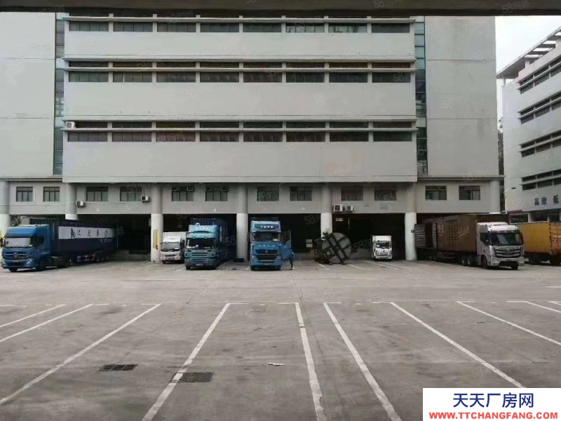 (出租) 深圳宝安福永广深高速出入口机场附近一楼物流仓库2800平方厂房出租