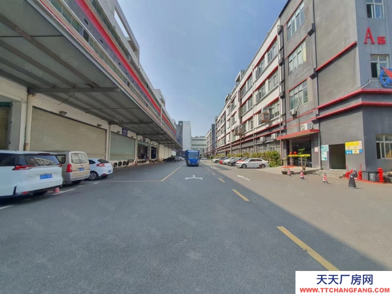 (出租) 深圳龙岗宝龙街道带卸货平台红本仓库24000平方，可分租，可短租