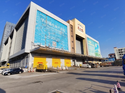 (出租) 深圳龙岗平湖乾龙1800平米仓库出租，可分租，作业设备齐全.图1