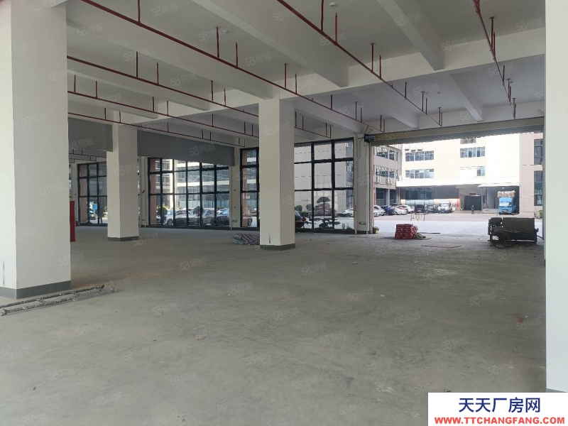 (出租) 东莞黄江新建标准厂房30000平，园区空地大形象好，好招工高速近
