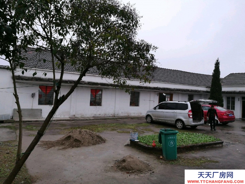 (出租) 芜湖镜湖交通方便，水电齐全。