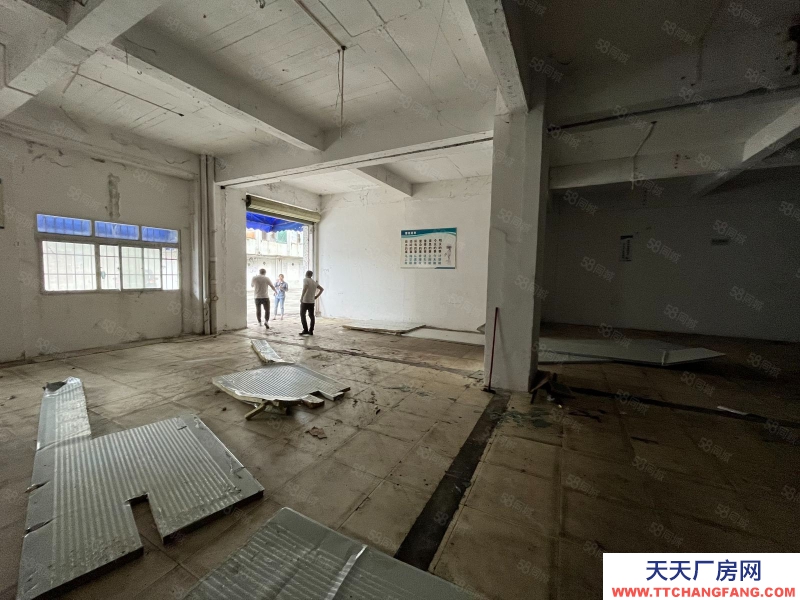 (出租) 东莞厚街白濠振华街一楼厂房1000平